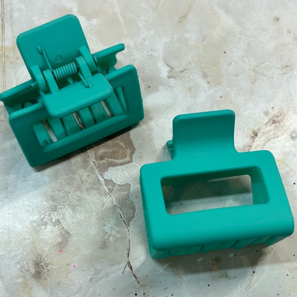 Teal mini Claw Clips 20pcs